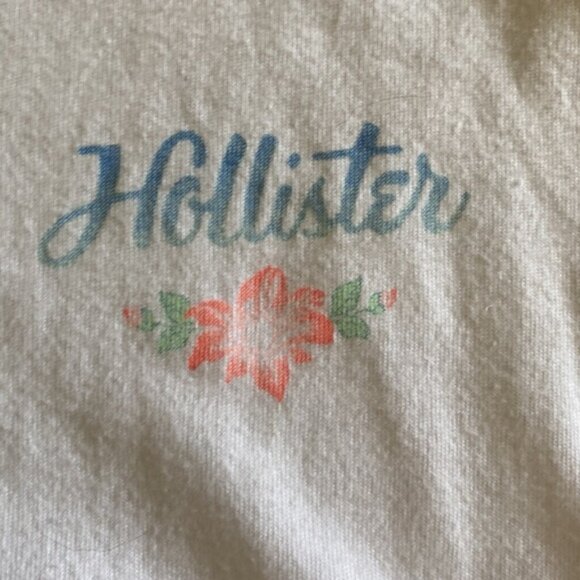 Hollister Logo White Long Sleeve Top - Picture 2 of 5